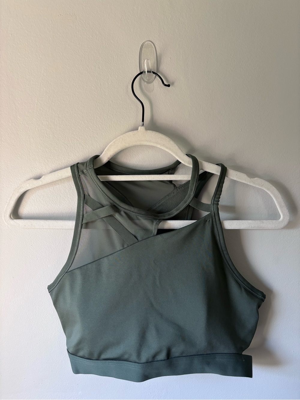 Nike Swoosh Rebel Sport Slash Sports Bra